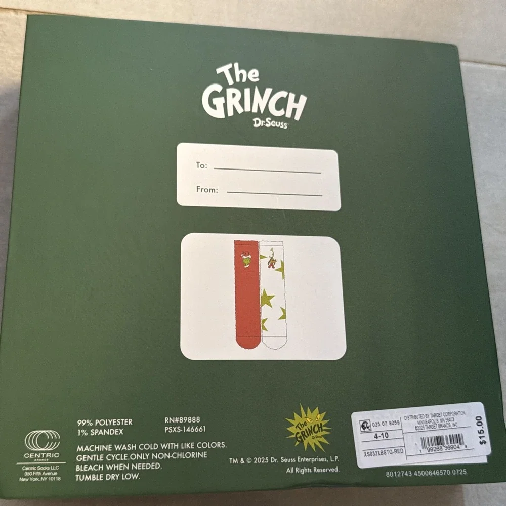 New In Snow globe Box-The Grinch & Max Cozy Socks Womens 4-10 2 Pair Crew
